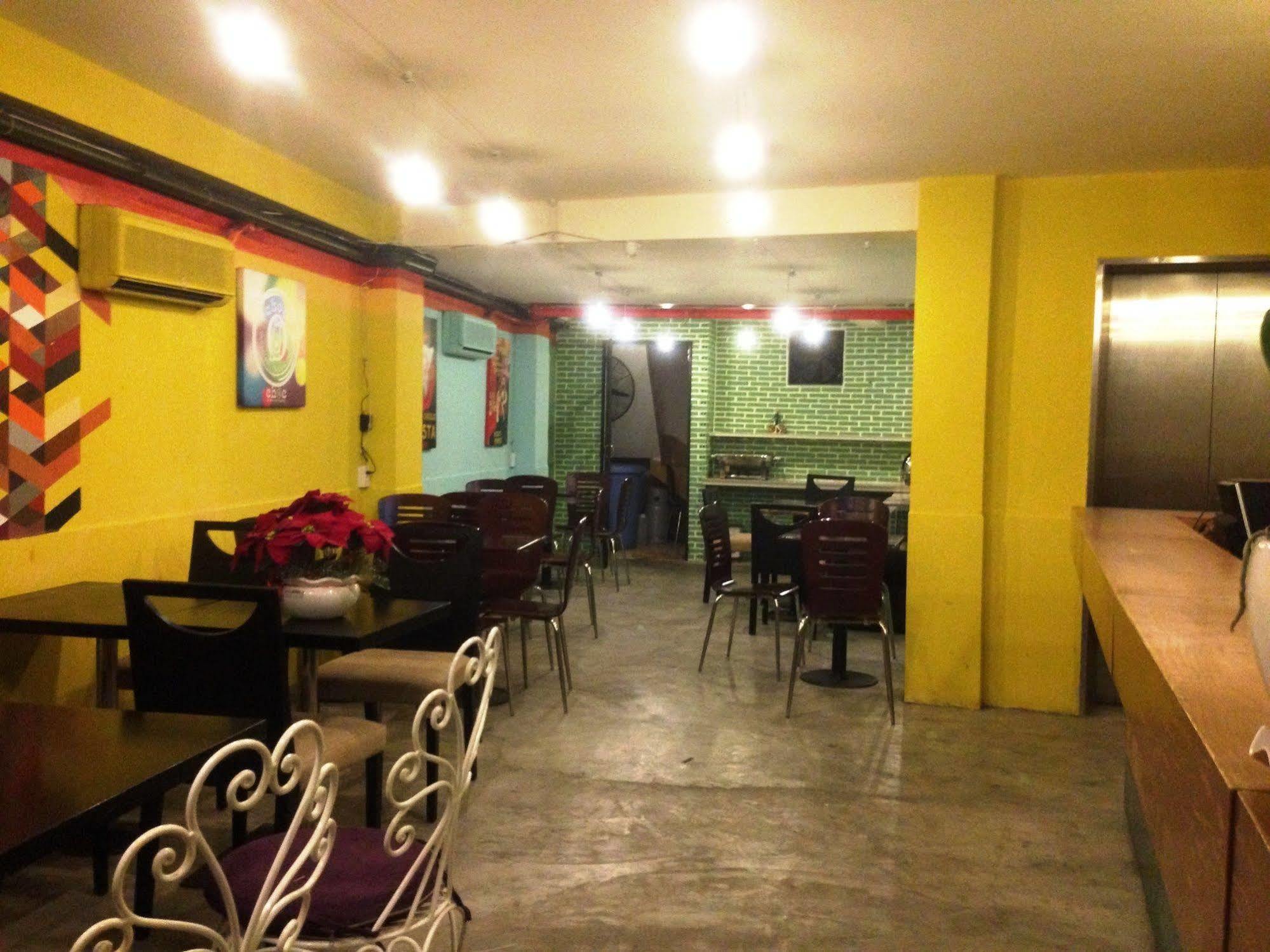 A25 Hotel - 14 Pho Duc Chinh 胡志明市 外观 照片